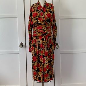 VTG Silk MAGGY LONDON Dress Made in Hong Kong Fits size small